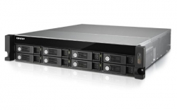 QNAP TVS-871U-RP-i3-4G